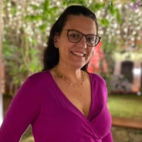 Édila Maristane Santos Pedebos